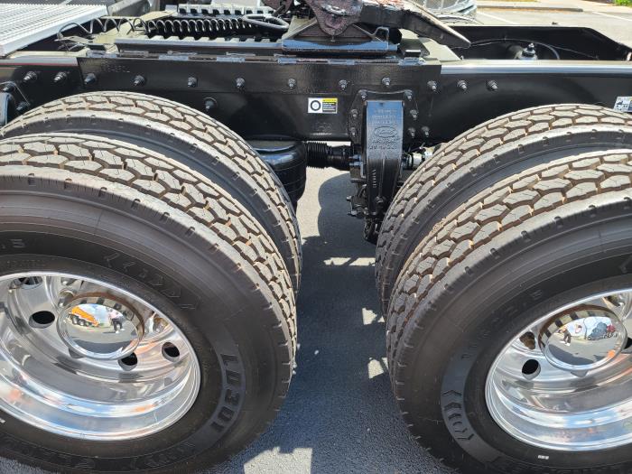 2020 Peterbilt 579-3