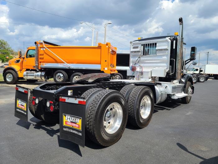 2020 Peterbilt 579-6