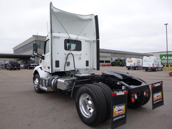 2020 Peterbilt 579-2