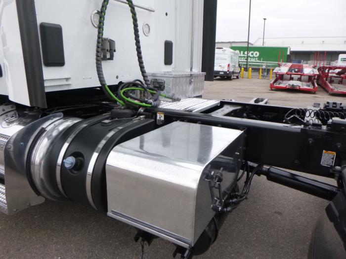 2020 Peterbilt 579-12