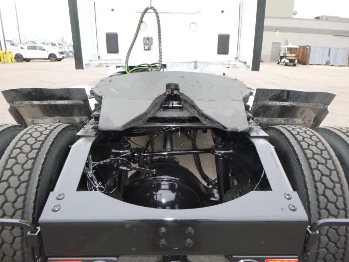 2020 Peterbilt 579-16