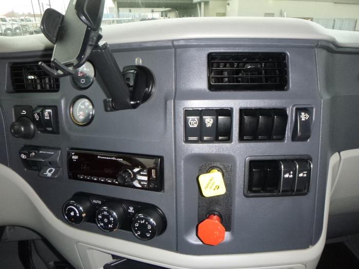 2020 Peterbilt 579-24