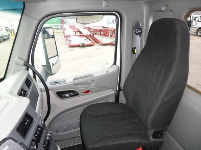 2020 Peterbilt 579-25