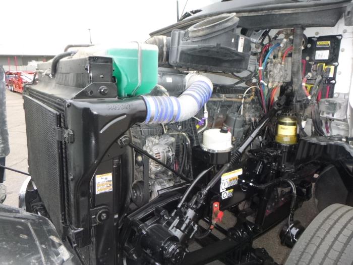 2020 Peterbilt 579-28