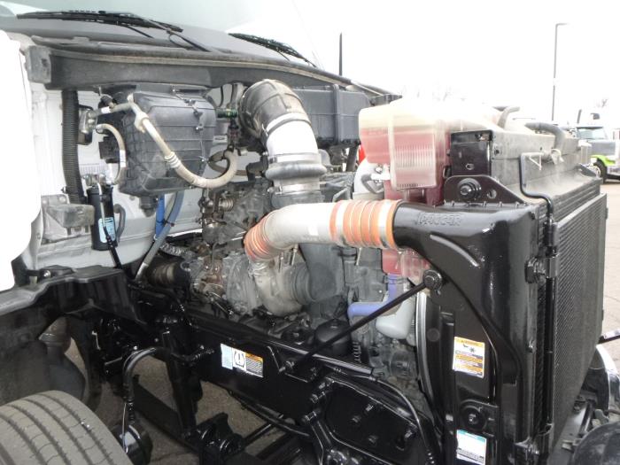 2020 Peterbilt 579-32