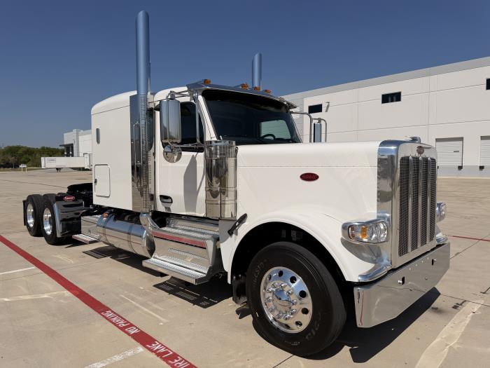 2027 Peterbilt 589-4