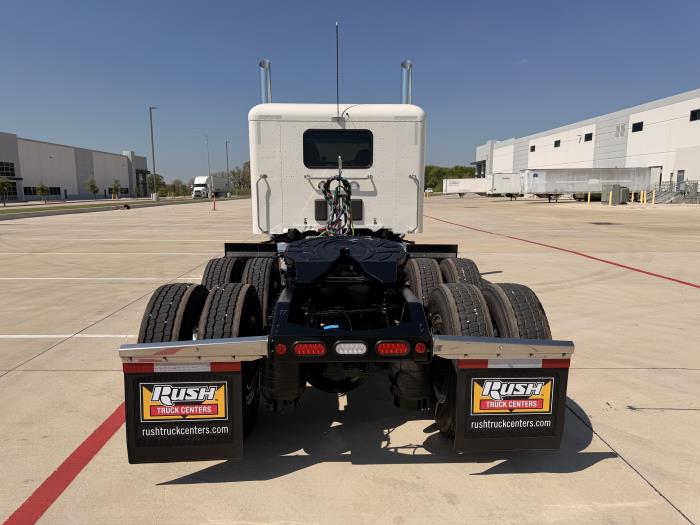 2027 Peterbilt 589-7