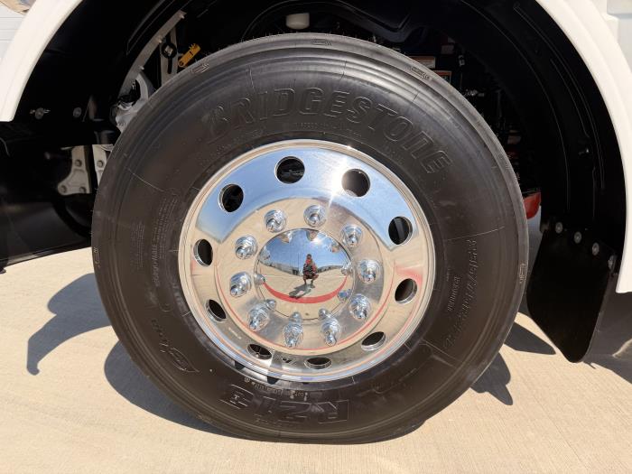 2027 Peterbilt 589-10