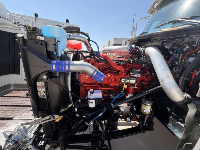 2027 Peterbilt 589-16