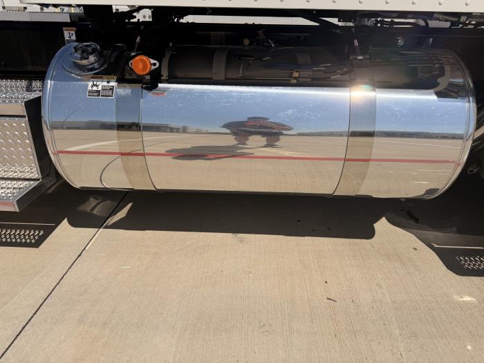 2027 Peterbilt 589-19