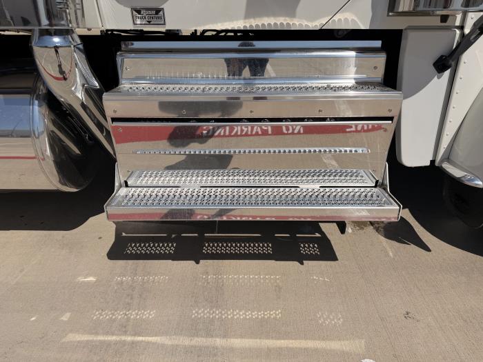 2027 Peterbilt 589-20