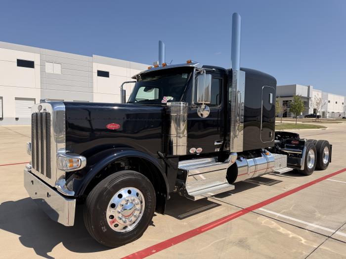 2027 Peterbilt 589-2