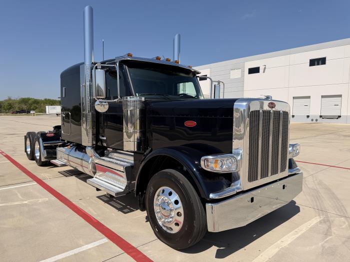 2027 Peterbilt 589-4