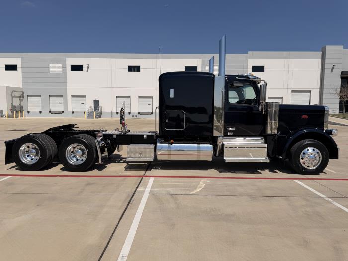 2027 Peterbilt 589-5