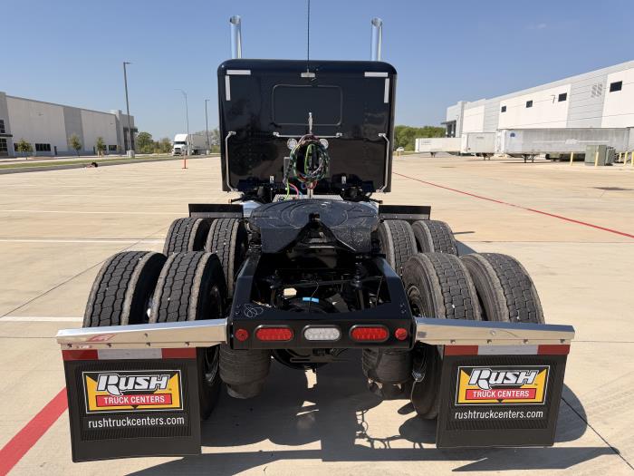 2027 Peterbilt 589-6