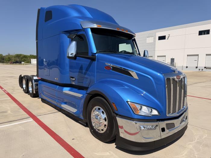 2026 Peterbilt 579-4