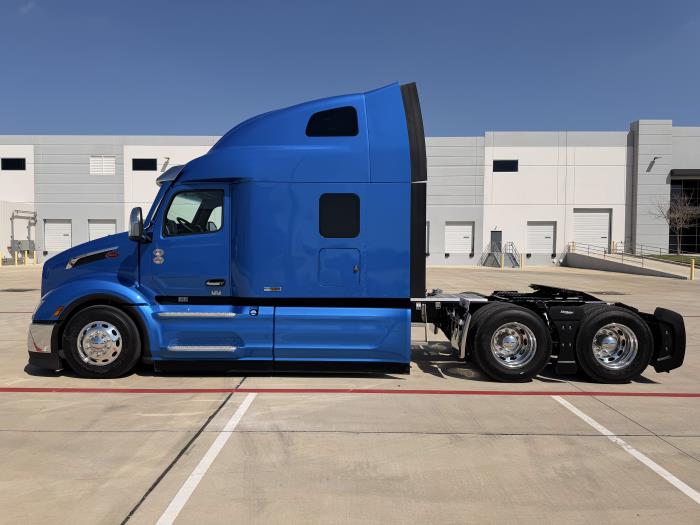 2026 Peterbilt 579-9