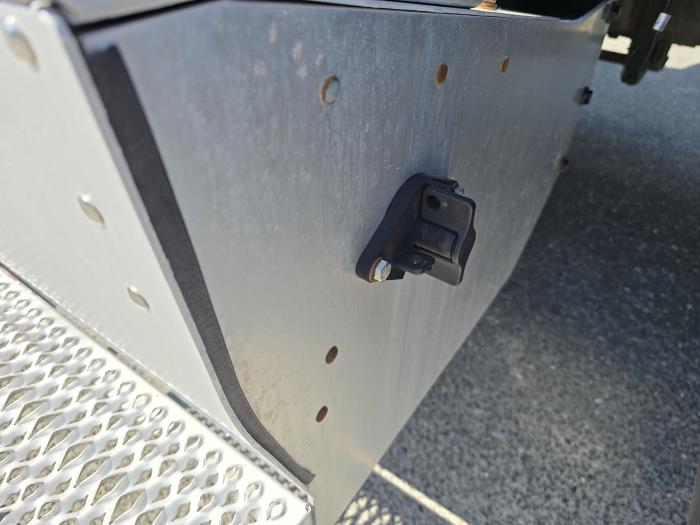 2020 Peterbilt 567-18