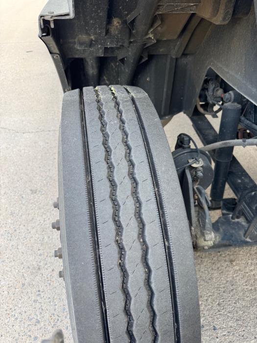 2019 International RH613-8