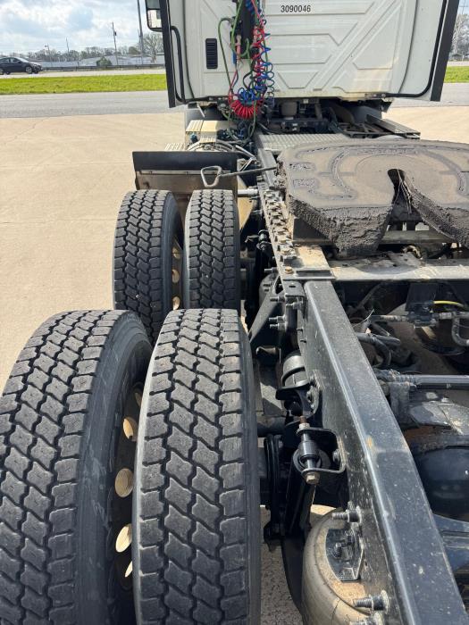 2019 International RH613-10