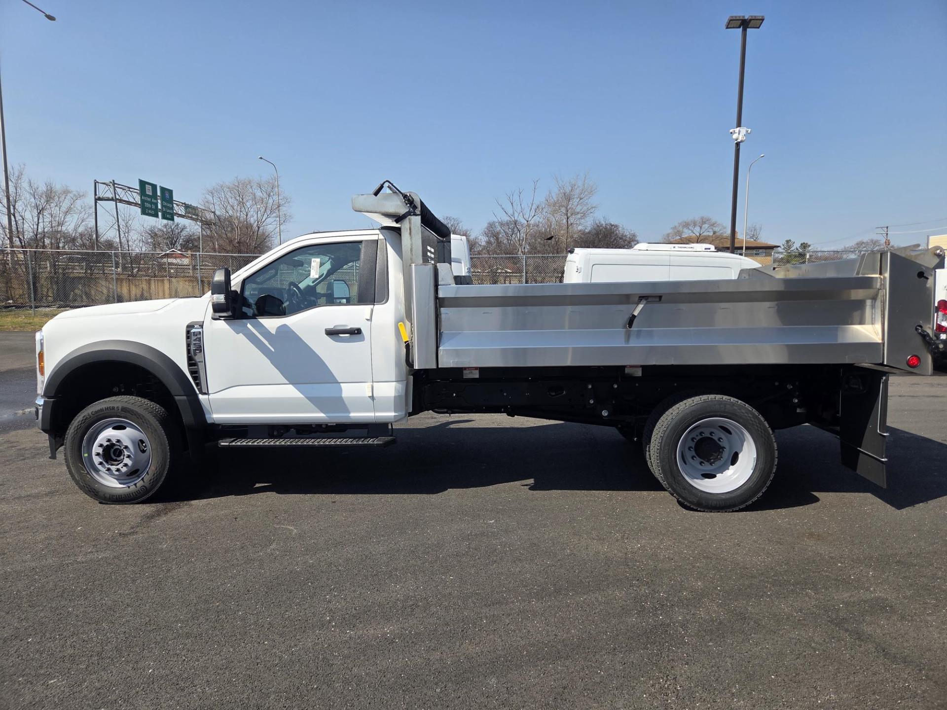 New 2026 Ford F-450 - photo 1