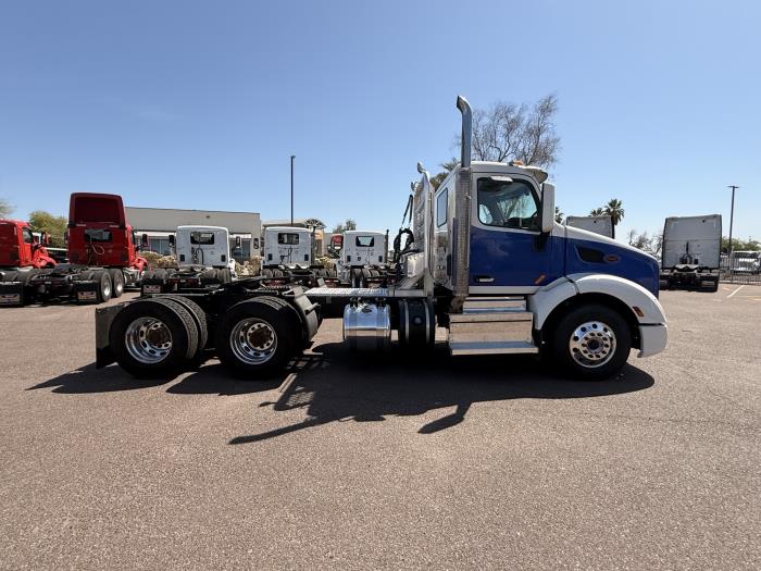 2020 Peterbilt 579-5