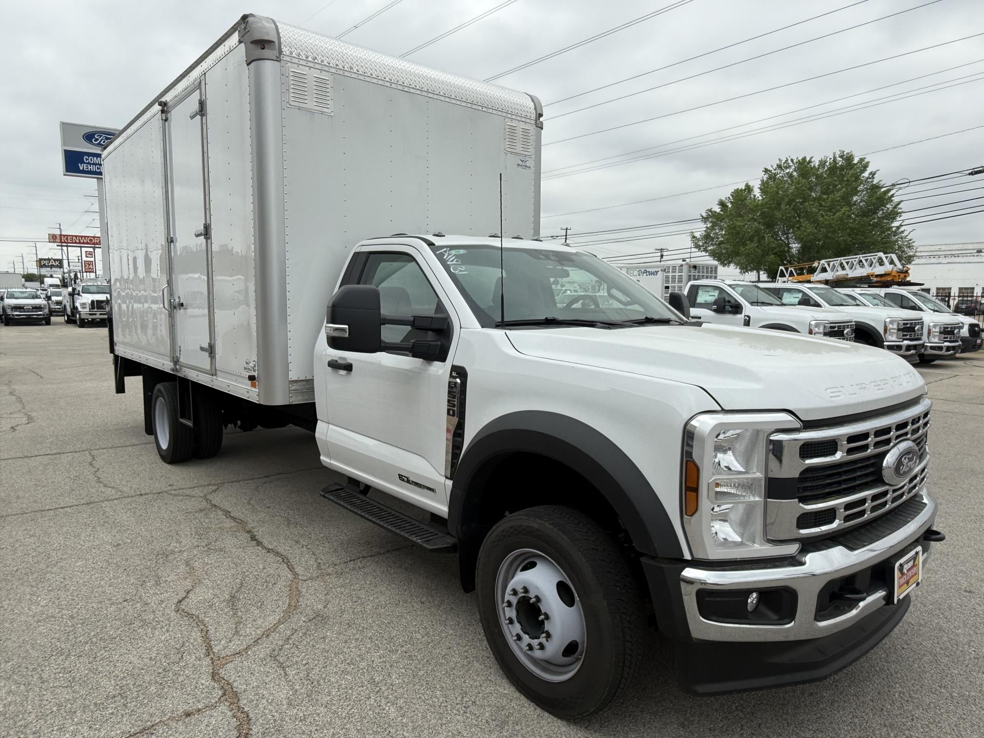 New 2025 Ford F-550 - photo 14