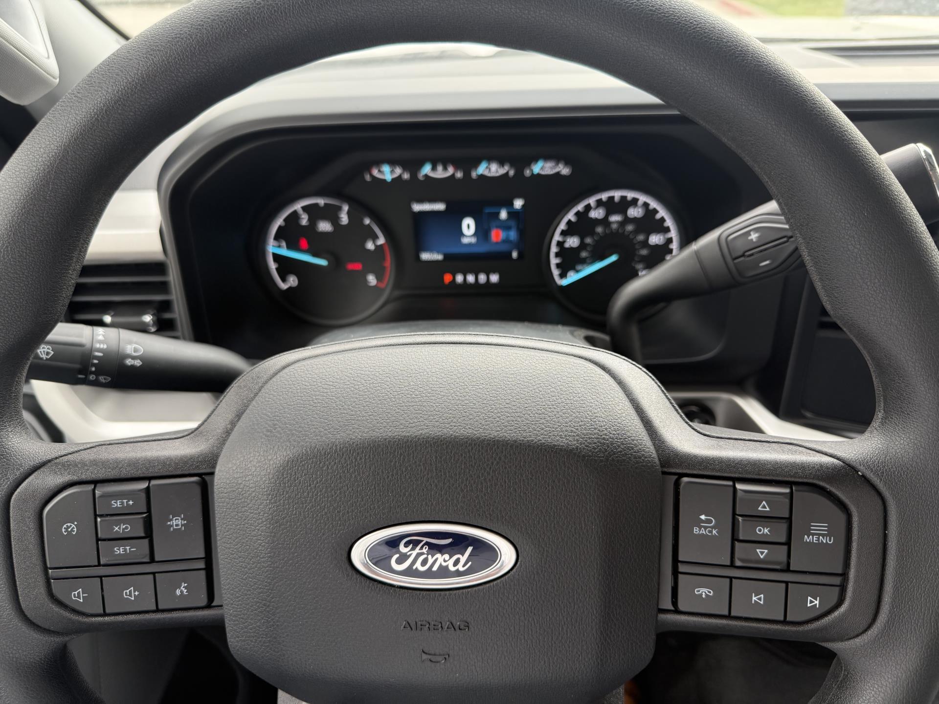 New 2025 Ford F-550 - photo 17
