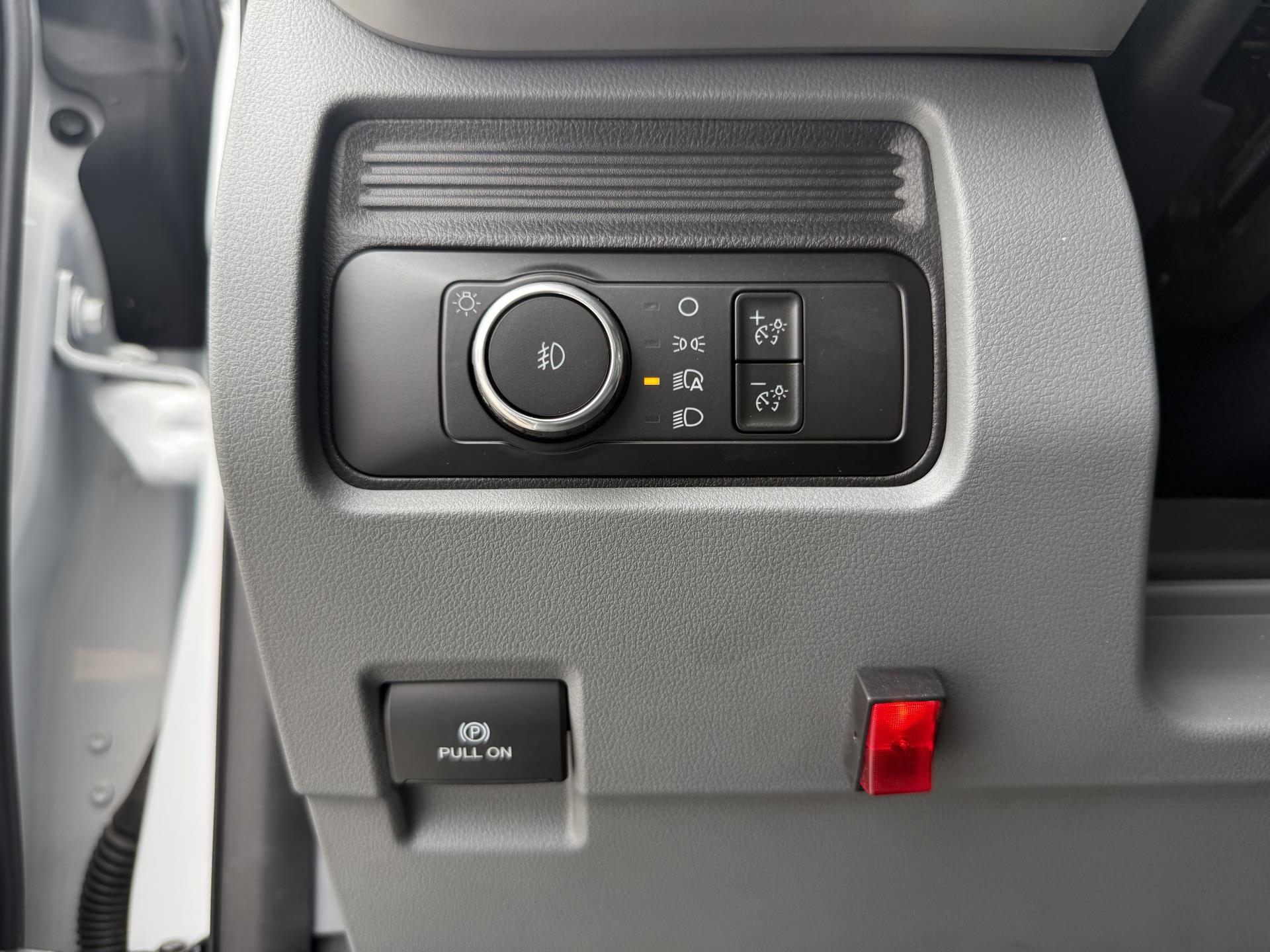 New 2025 Ford F-550 - photo 2