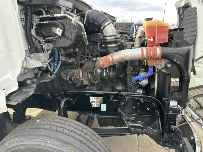 2021 Peterbilt 579-8