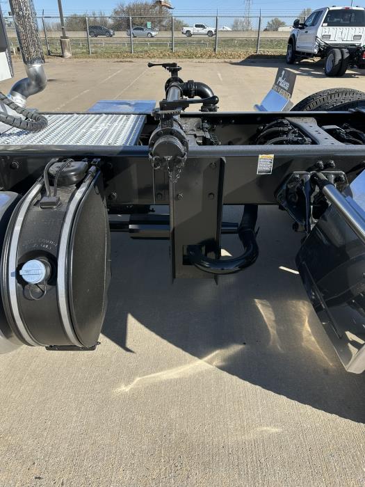 2021 Peterbilt 579-12