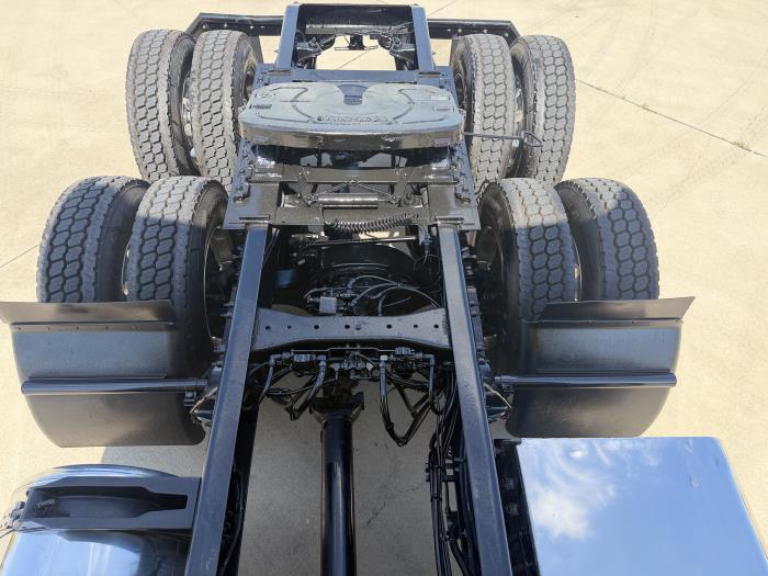 2022 Peterbilt 579-17