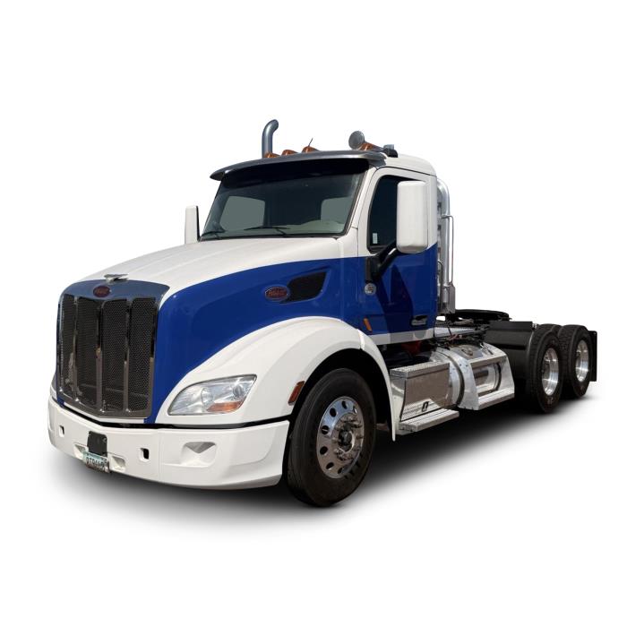 2020 Peterbilt 579 - image 2