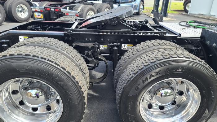 2022 Peterbilt 579-6