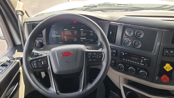 2022 Peterbilt 579-23