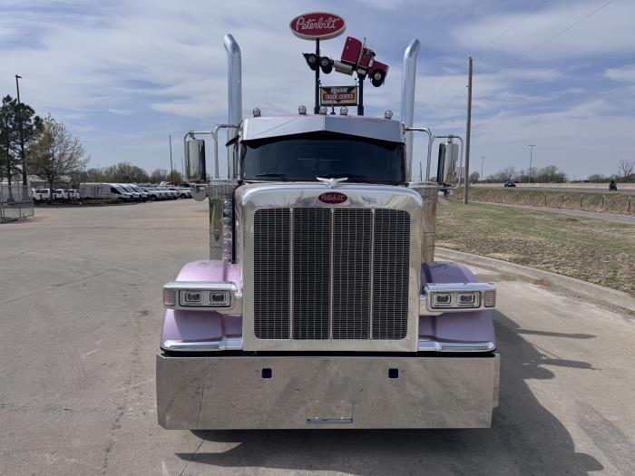 2027 Peterbilt 589-7