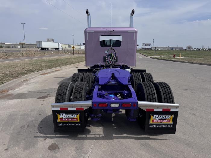 2027 Peterbilt 589-8