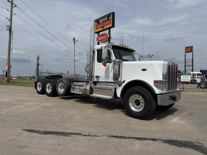 2027 Peterbilt - image 2