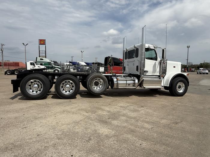 2027 Peterbilt - image 5