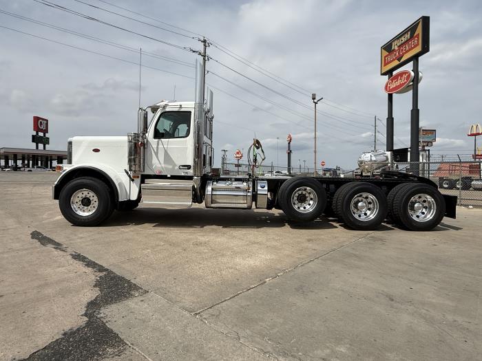 2027 Peterbilt - image 13