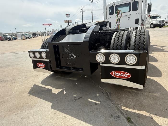 2027 Peterbilt - image 20