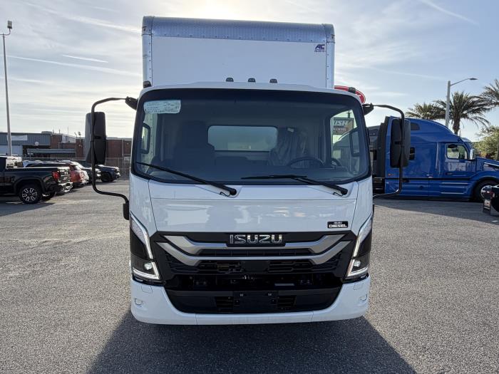 2025 Isuzu NPR-HD-10