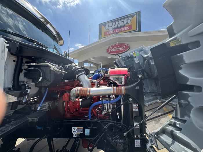 2027 Peterbilt 567 - image 24