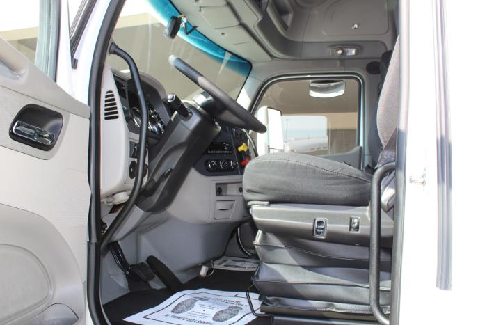 2022 Peterbilt 579-7