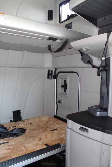 2022 Peterbilt 579-13