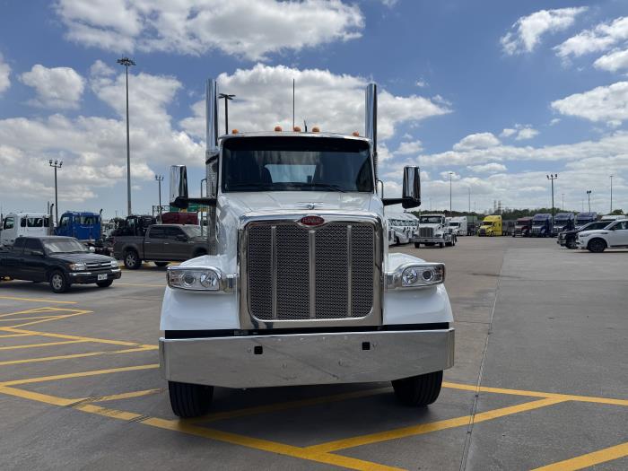2027 Peterbilt 567-9