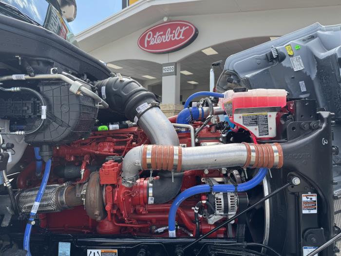 2027 Peterbilt 567-25