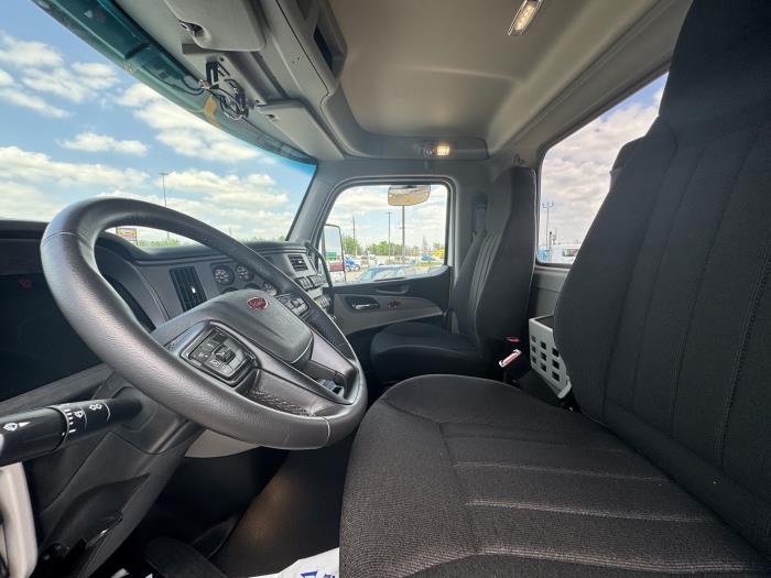 2027 Peterbilt 567-15