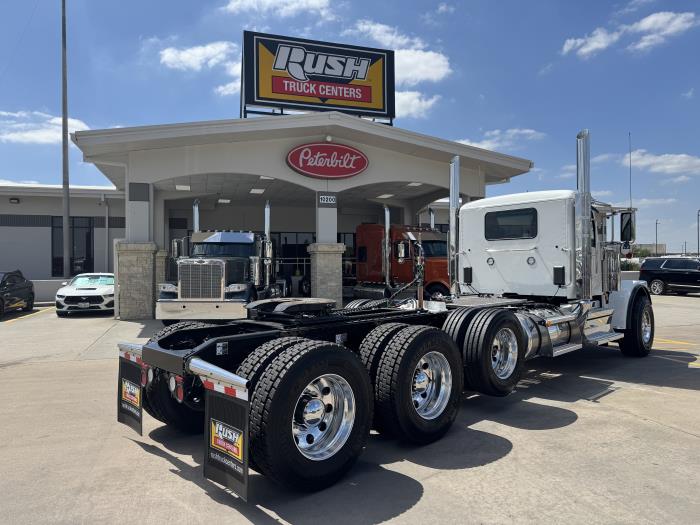 2027 Peterbilt - image 7