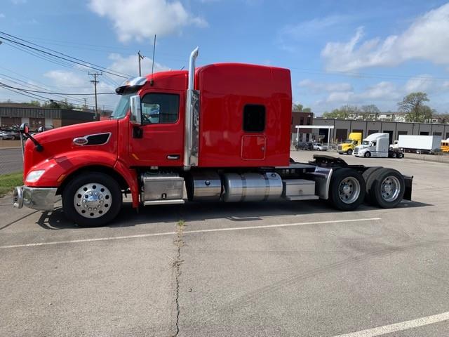 2020 Peterbilt 579-1